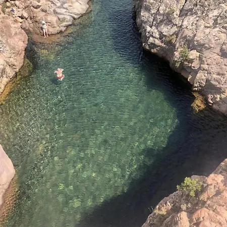 Semesterbostad Maison De Village